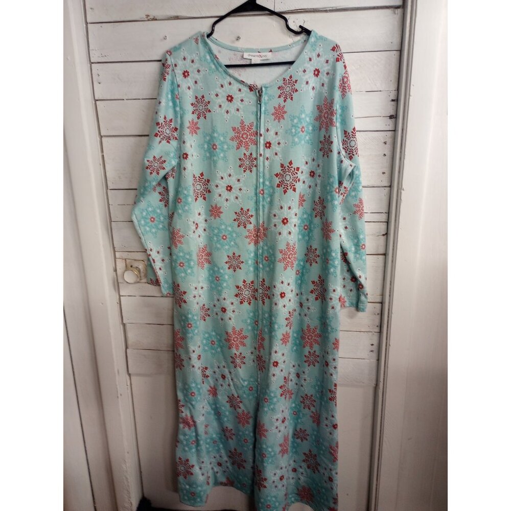 Dreams & Co. Cotton Polyester Lounger Large, Full Zip Front Snowflake Pockets